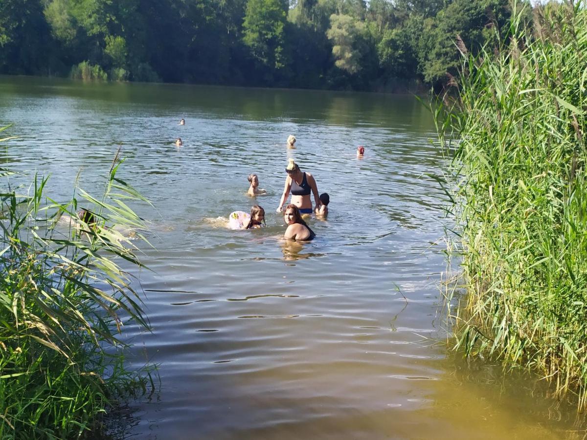Appartamento Podkrovní apartmán v přírodě, vhodný k relaxaci i na služební cesty Cerna u Bohdance Esterno foto